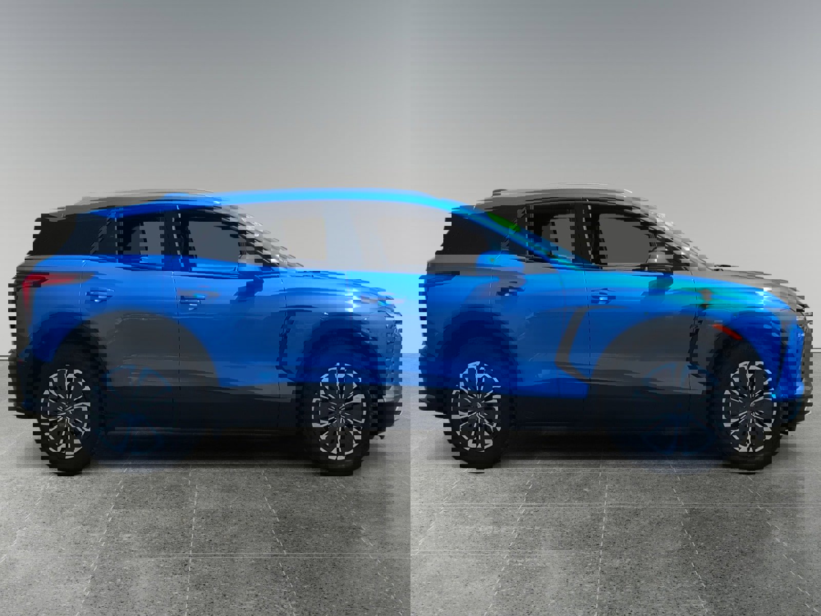 Used 2024 Chevrolet Blazer EV LT image 6