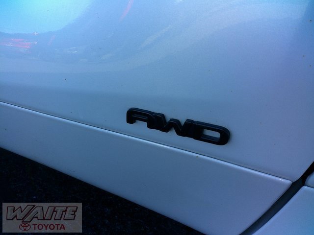 Certified 2023 Toyota Highlander LE image 9