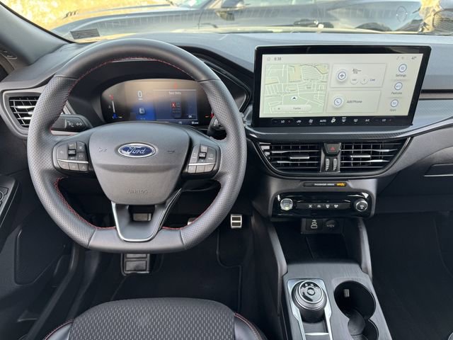 Certified 2024 Ford Escape ST-Line w/ Tech Pack #1 image 4