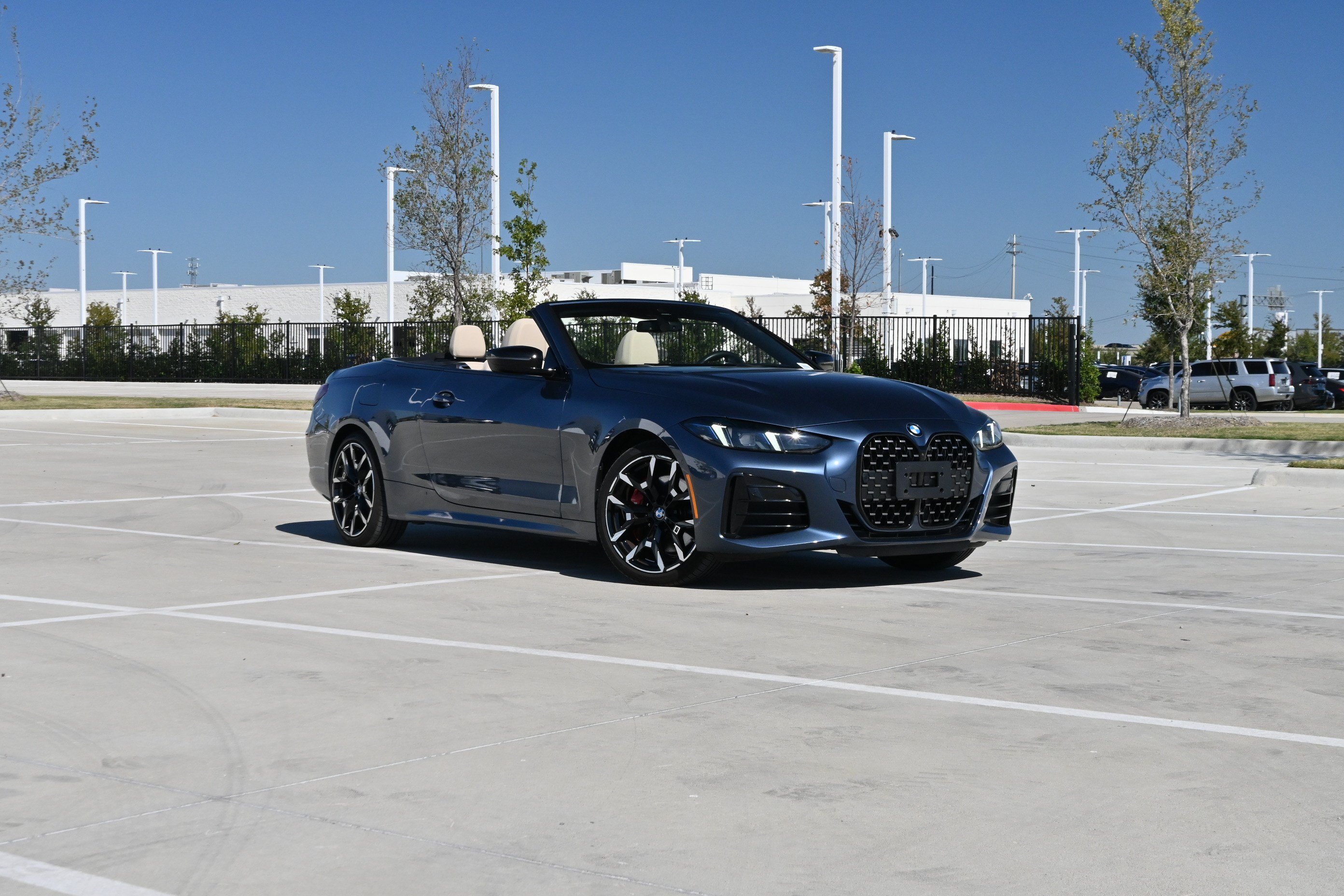 Used 2026 BMW 430i xDrive Convertible w/ M Sport Package AWD/4WD image 2