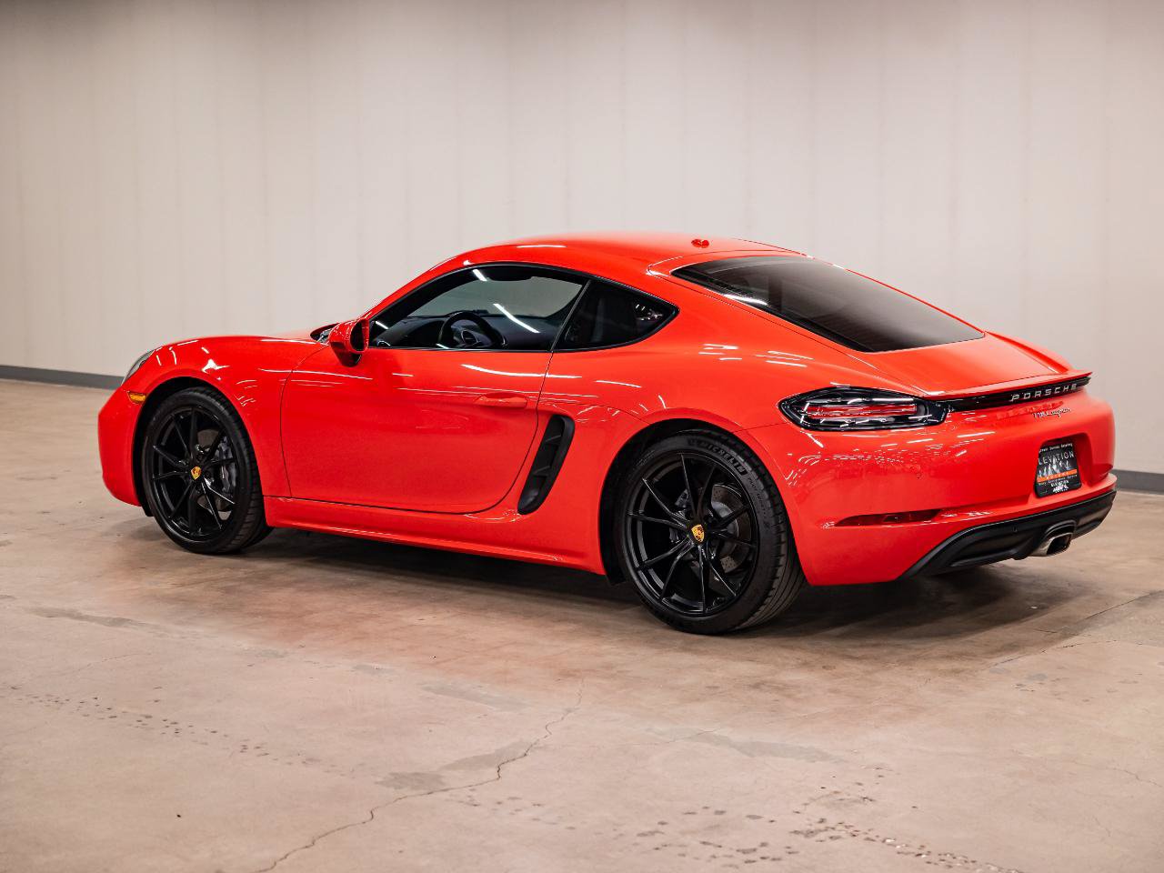 Used 2022 Porsche 718 Cayman RWD image 32