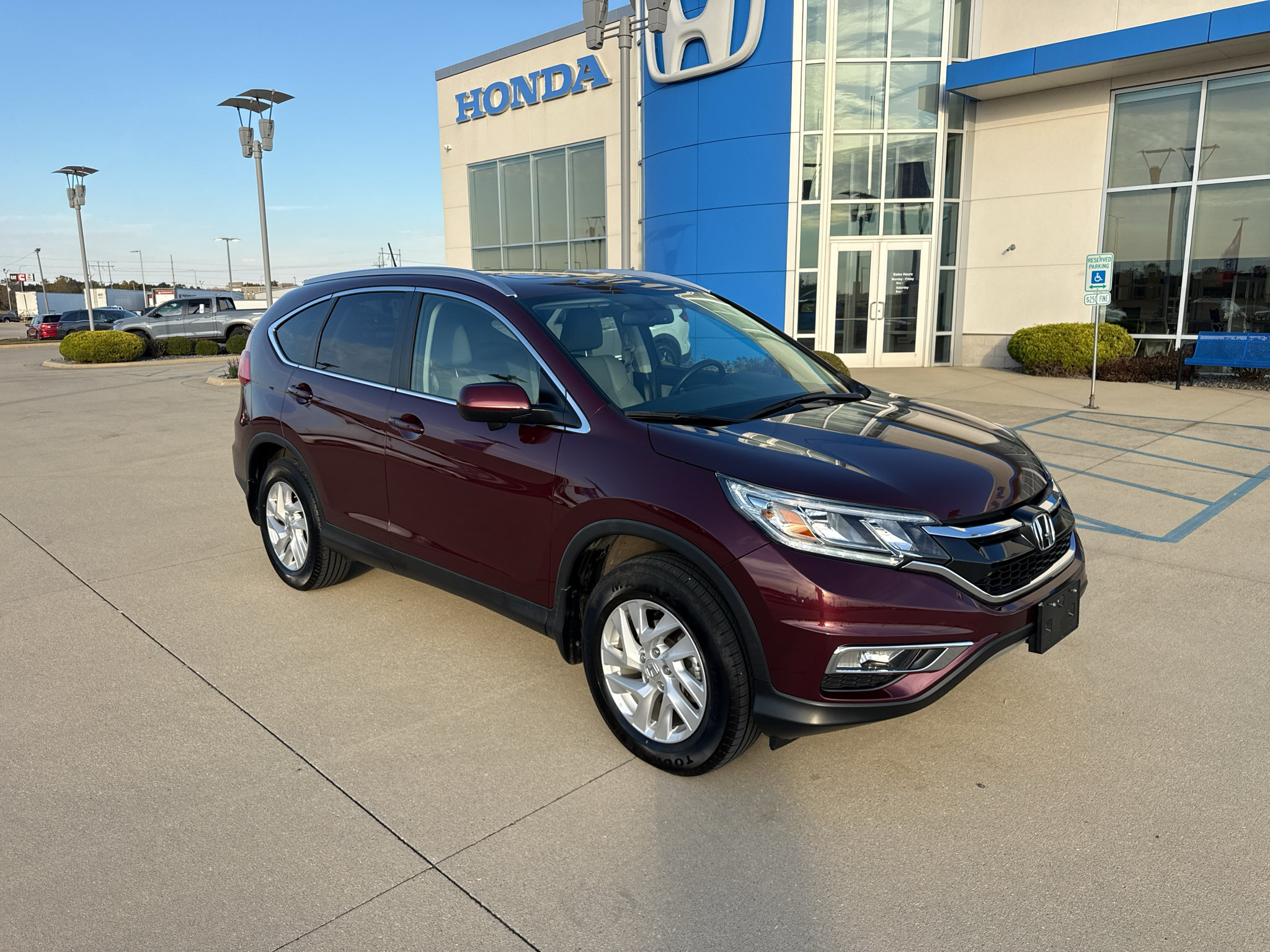 Used 2016 Honda CR-V EX-L image 3