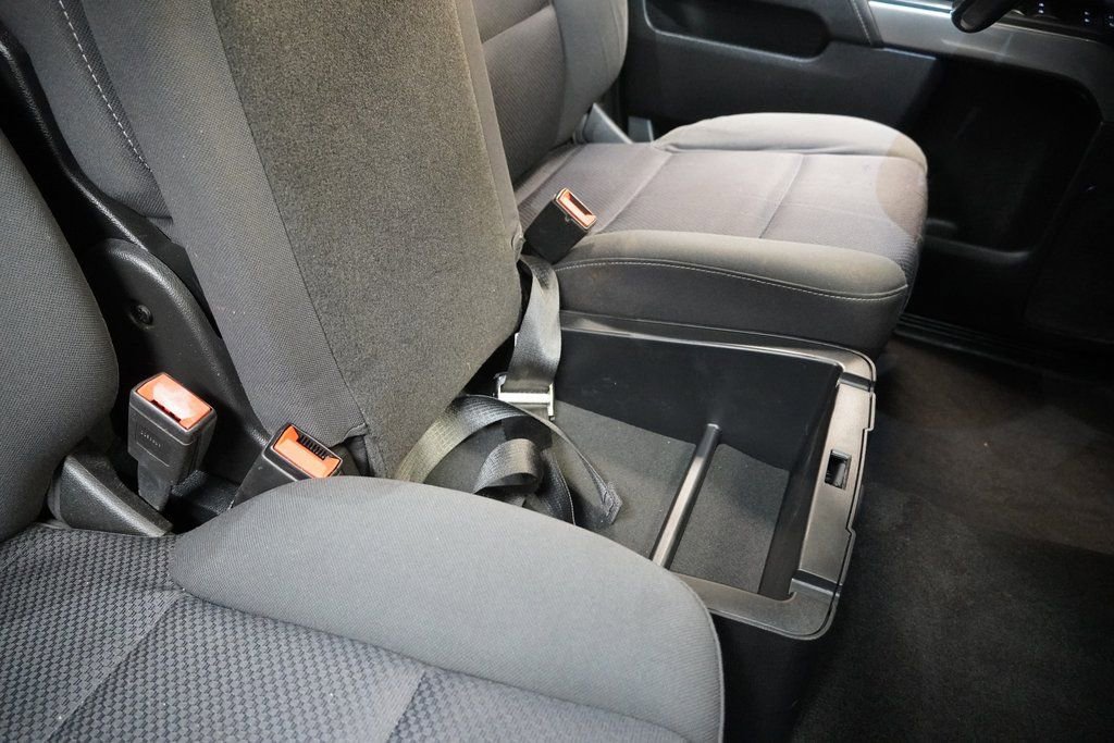 Used 2018 Chevrolet Silverado 1500 LT w/ All Star Edition image 32