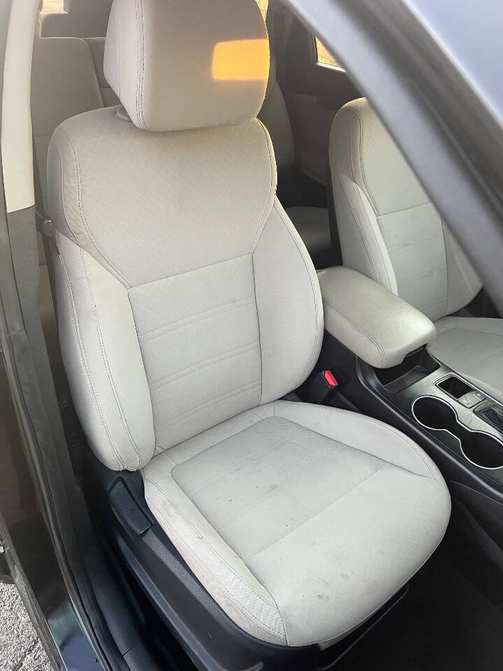 Used 2017 Kia Sorento FWD w/ LX Convenience Package image 14