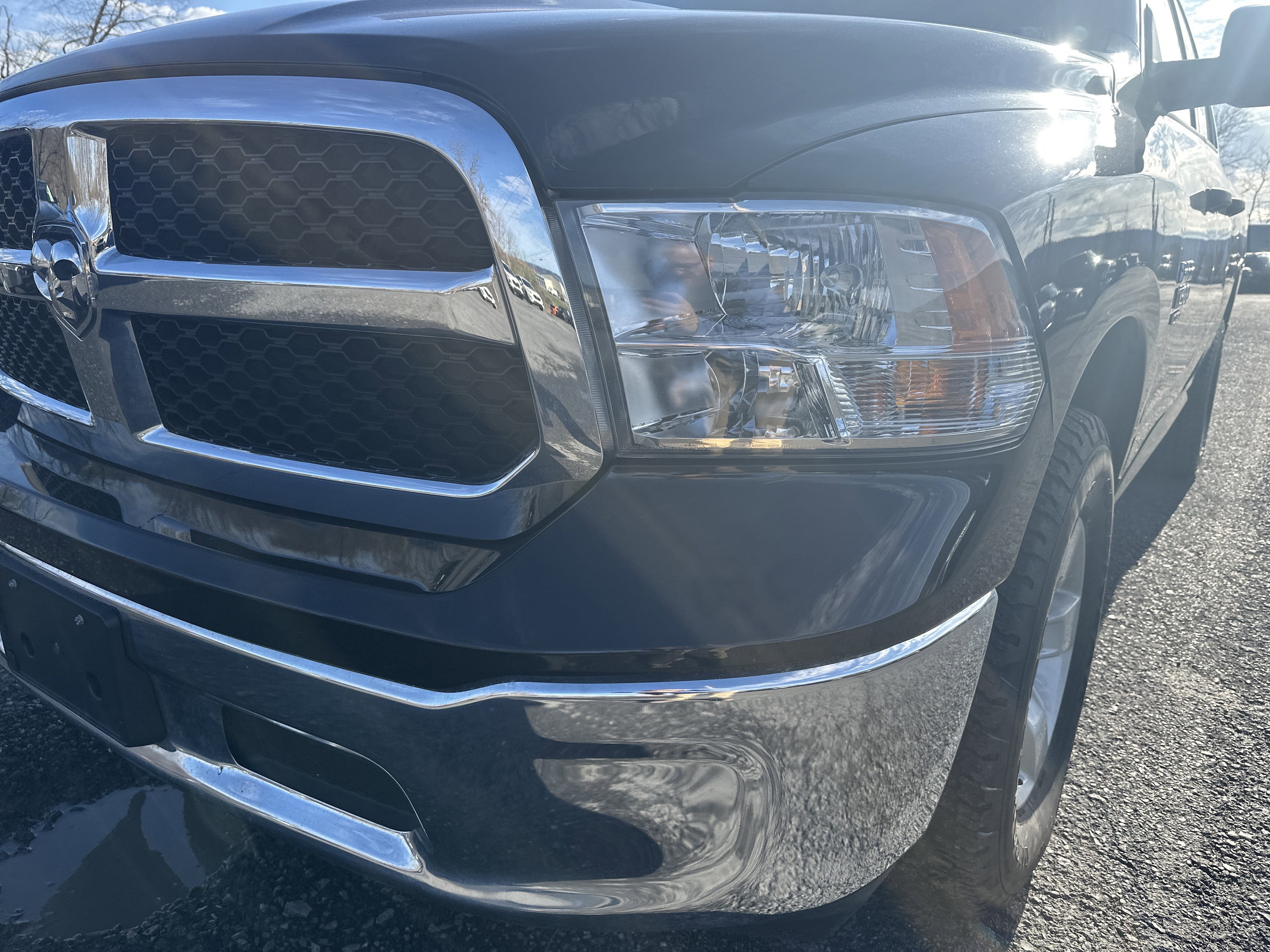 Used 2024 RAM 1500 Classic SLT AWD/4WD image 10