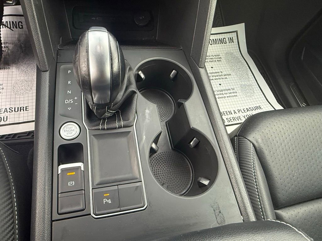 Used 2021 Volkswagen Atlas Cross Sport SE image 15