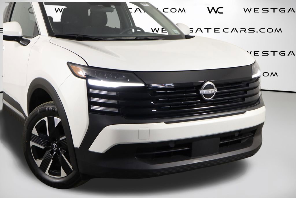 Used 2025 Nissan Kicks SV FWD image 42