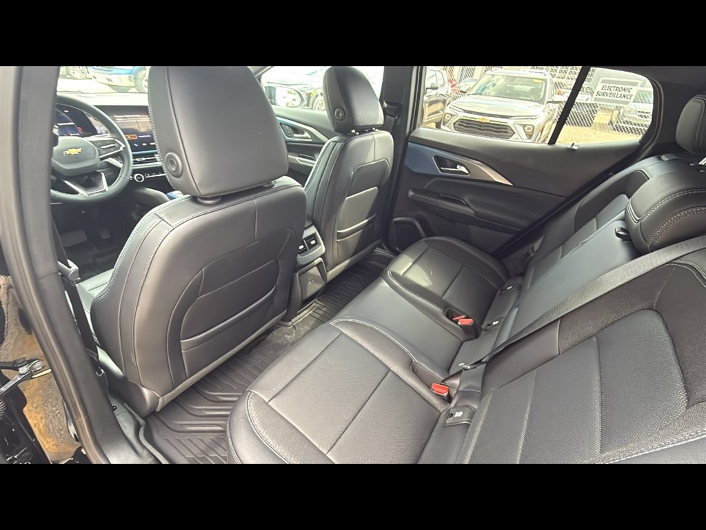 New 2025 Chevrolet Equinox EV LT FWD image 23