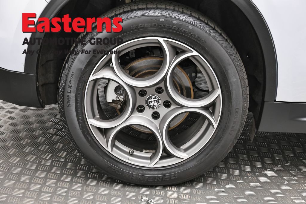 Used 2024 Alfa Romeo Stelvio Sprint AWD/4WD image 32