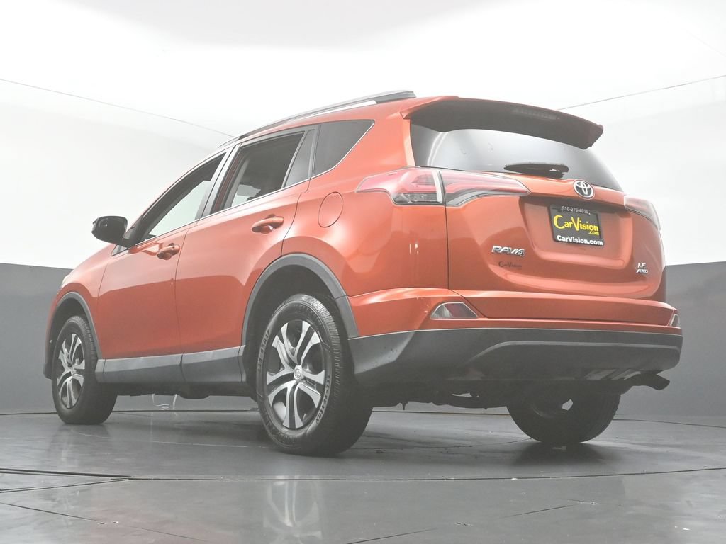 Used 2016 Toyota RAV4 LE AWD/4WD image 40
