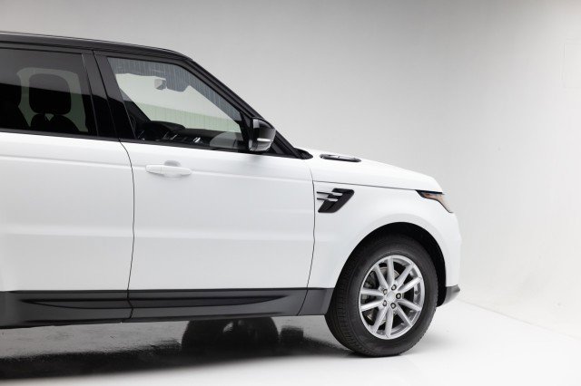 Used 2018 Land Rover Range Rover Sport SE image 37