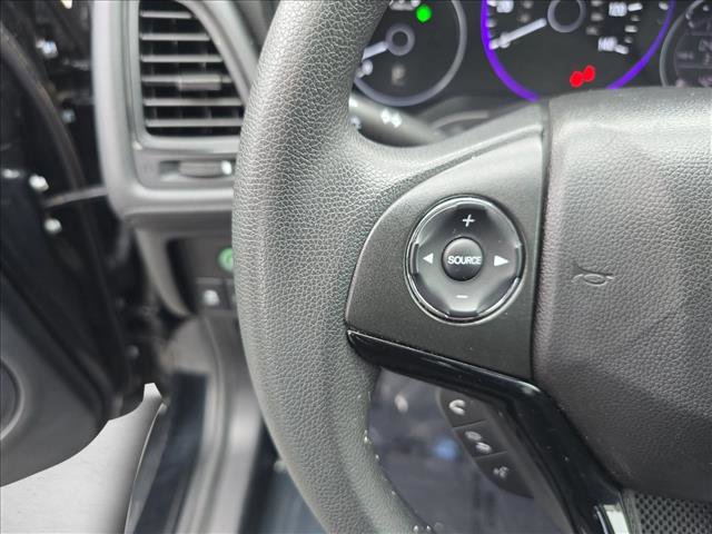 Used 2018 Honda HR-V LX image 16