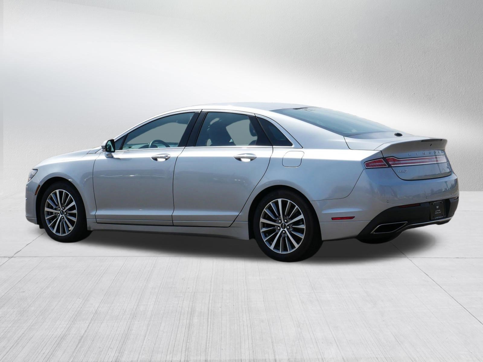 Used 2020 Lincoln MKZ w/ Convenience Package image 4