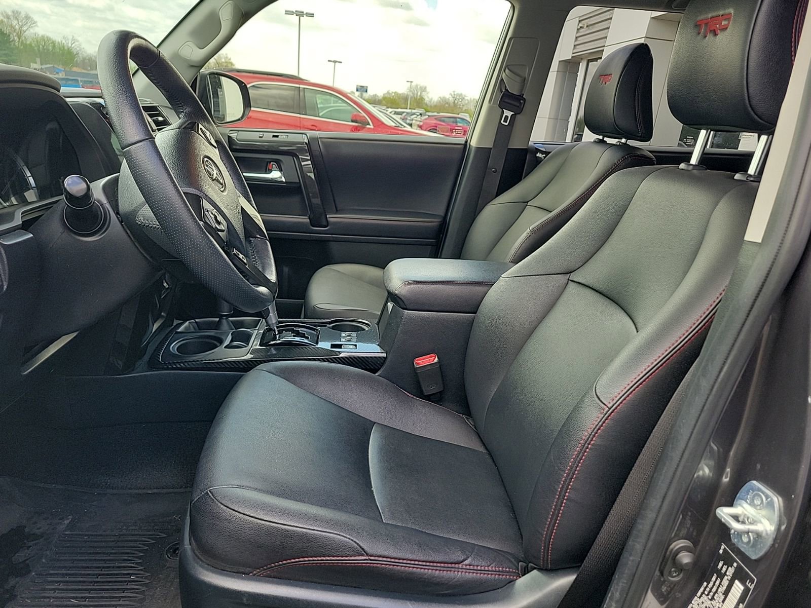 Used 2018 Toyota 4Runner TRD Off-Road Premium image 6