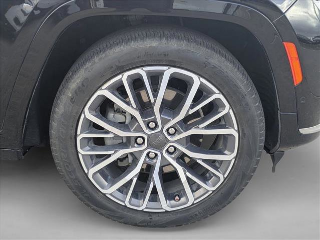 Used 2021 Jeep Grand Cherokee L Summit AWD/4WD image 8