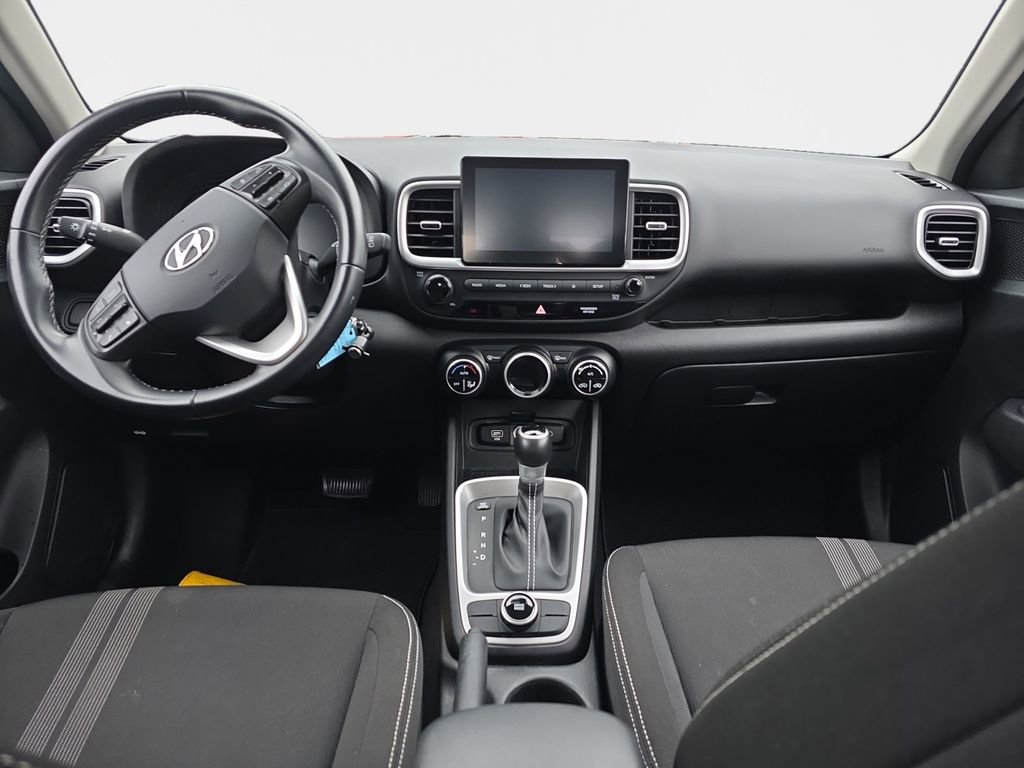 Used 2023 Hyundai Venue SEL w/ Cargo Package FWD image 15
