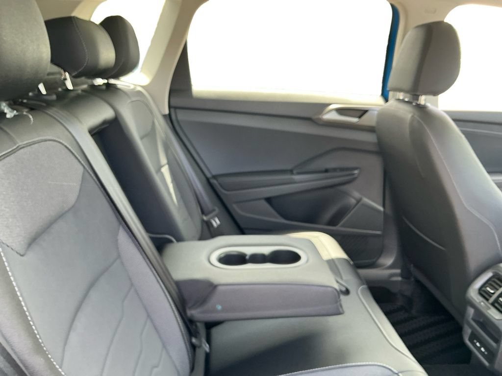 New 2026 Volkswagen Taos SE AWD/4WD image 19