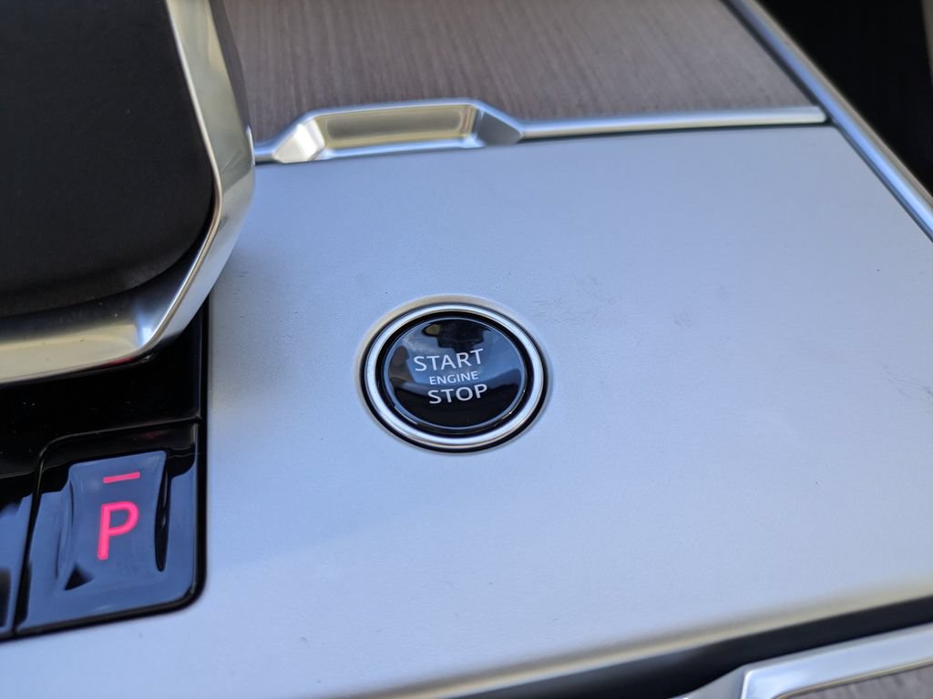New 2026 Land Rover Range Rover SE AWD/4WD image 26