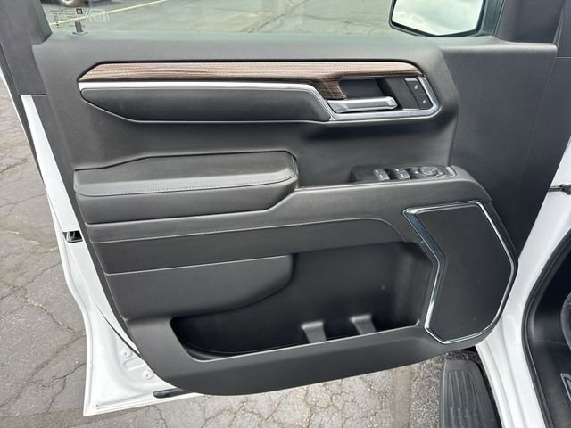 Certified 2024 Chevrolet Silverado 1500 RST w/ Dark Appearance Package image 23