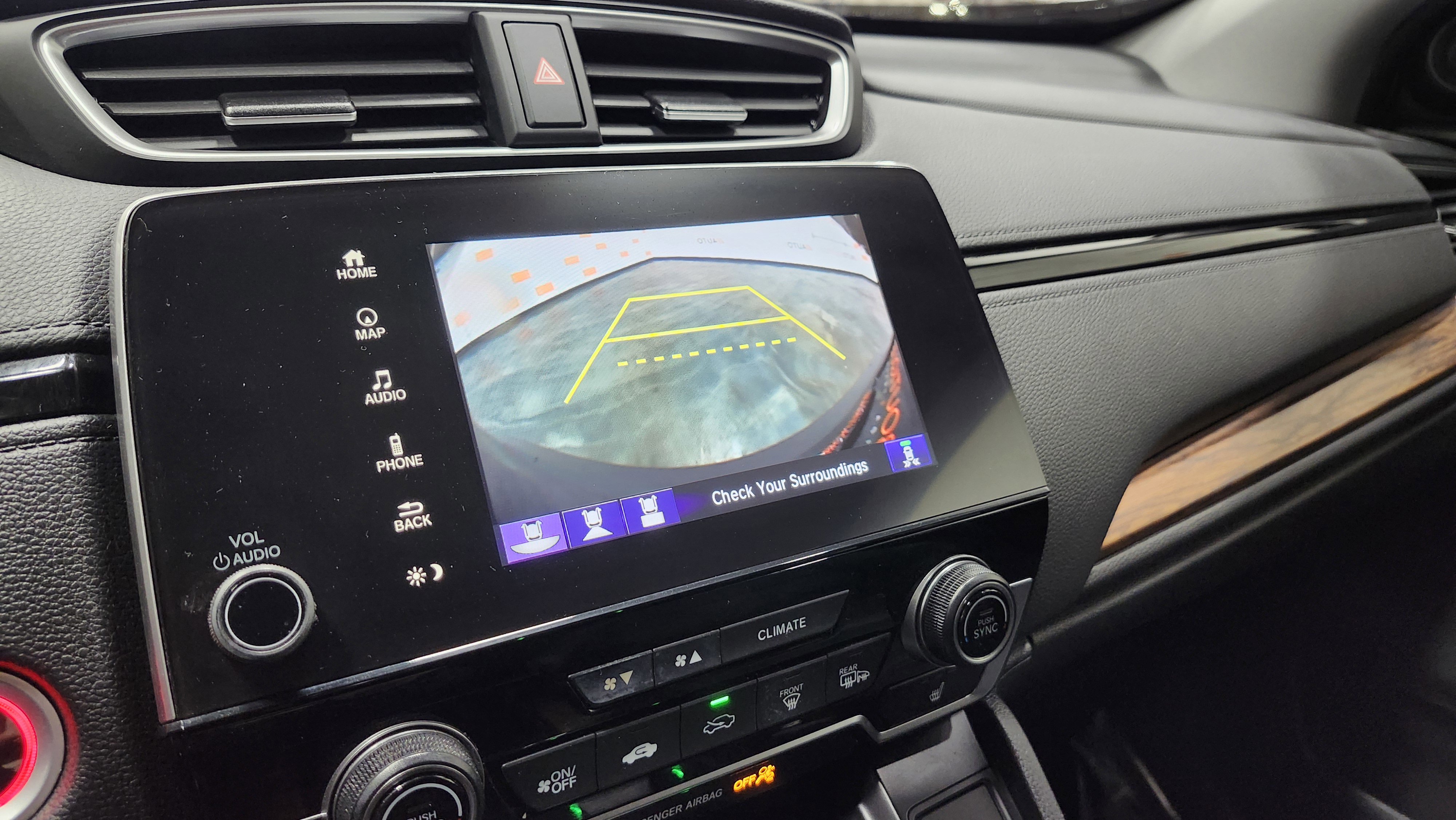 Used 2022 Honda CR-V Touring image 4