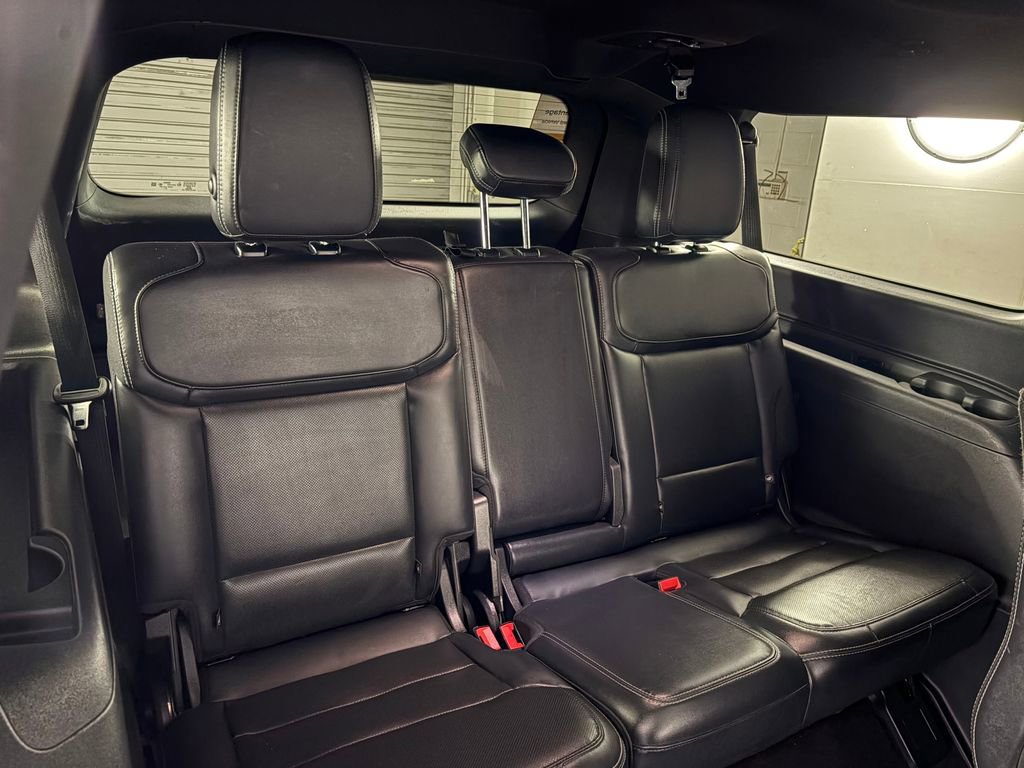 Certified 2025 Ford Expedition Max Platinum w/ Stealth Performance Package AWD/4WD image 38
