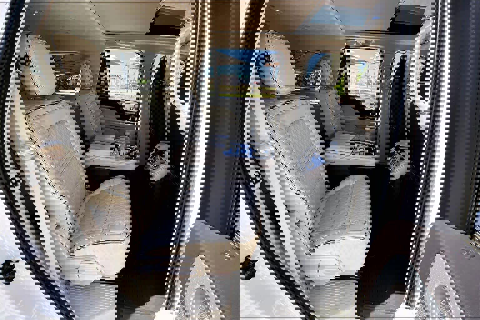 Used 2020 Lincoln Navigator Black Label AWD/4WD image 19