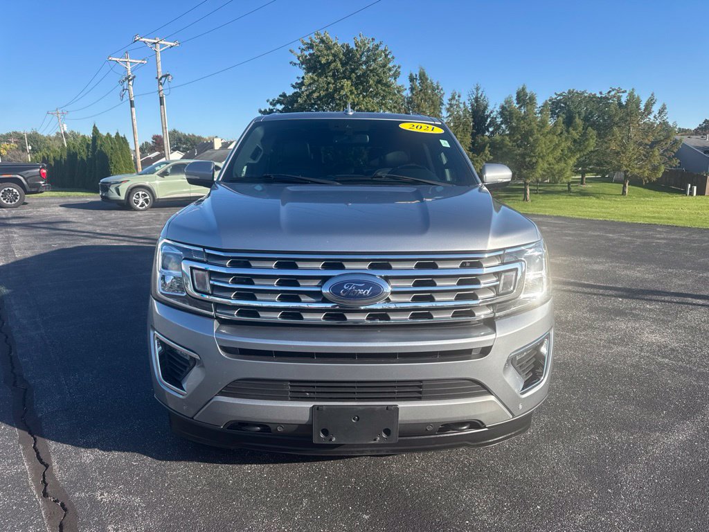 Used 2021 Ford Expedition Limited AWD/4WD image 2