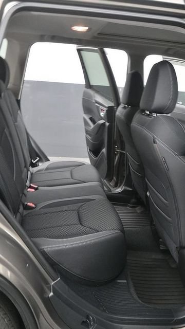 Used 2020 Subaru Forester Premium AWD/4WD image 15