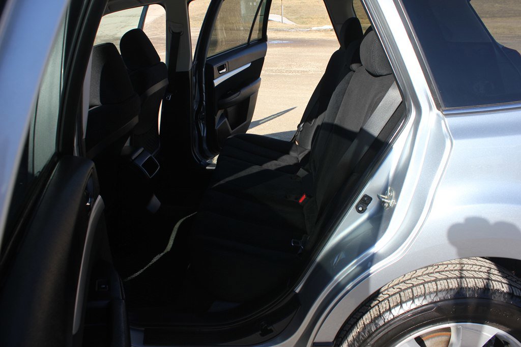 Used 2013 Subaru Outback 2.5i Premium image 39