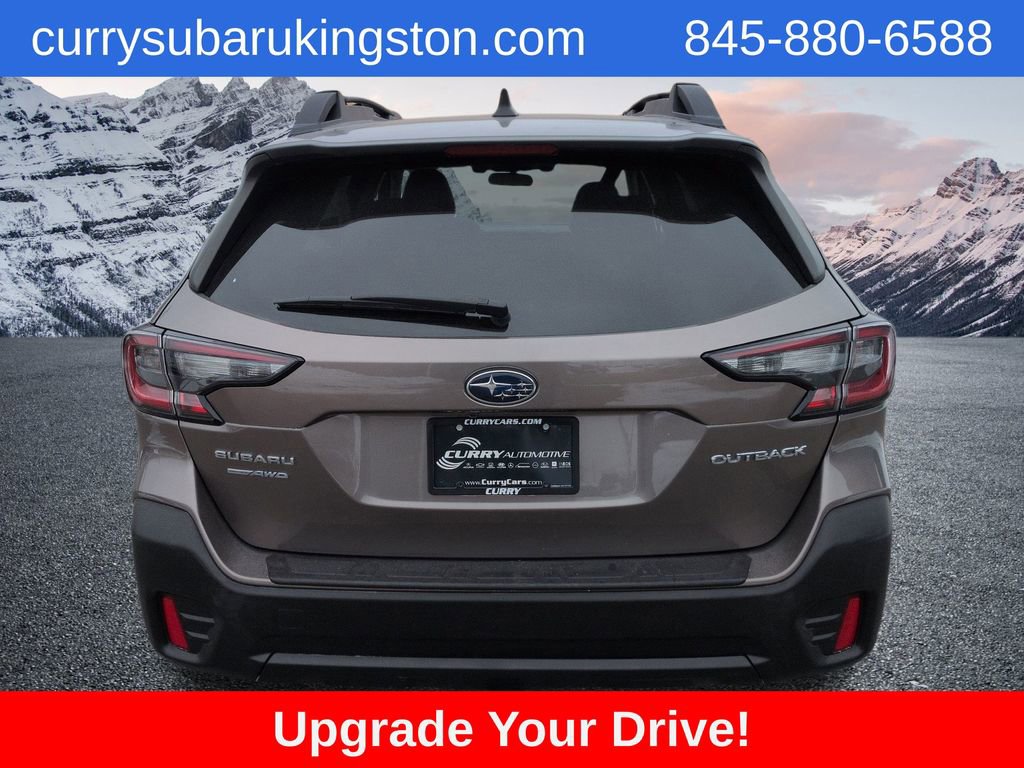 Used 2021 Subaru Outback Premium image 3