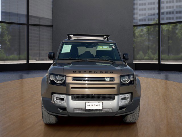 Used 2024 Land Rover Defender 110 S image 8