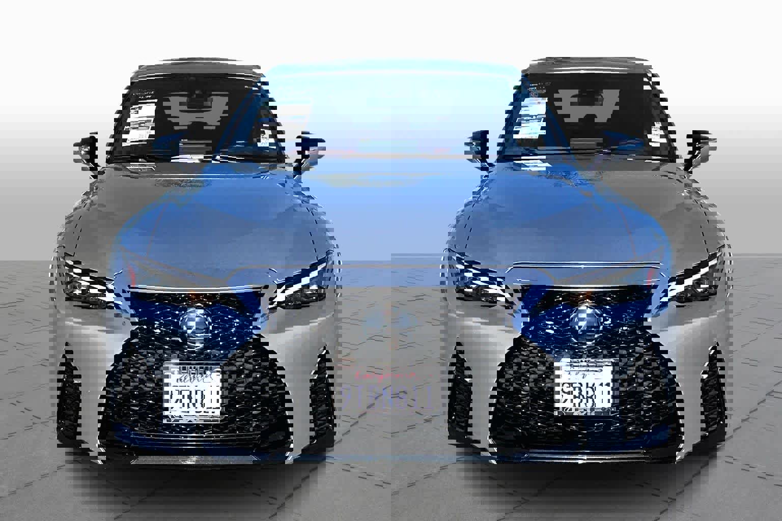 Certified 2025 Lexus IS 300 F Sport image 3