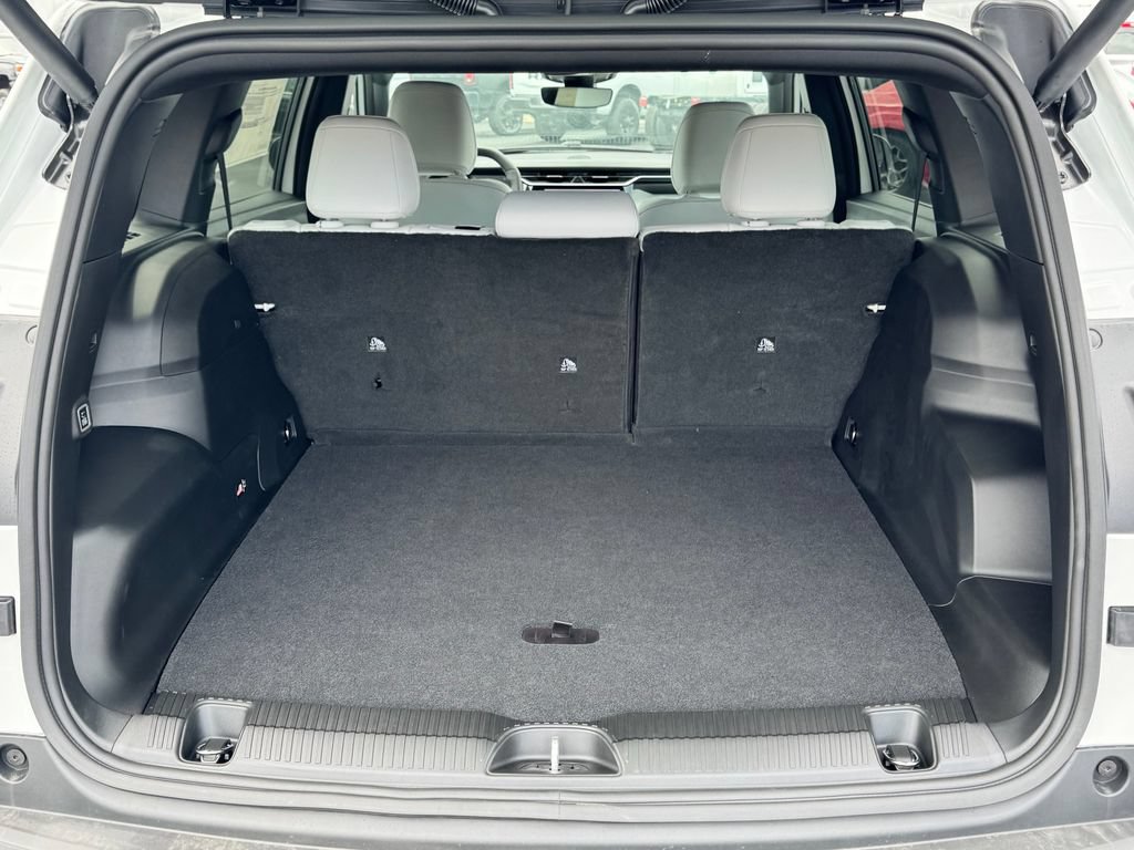 New 2026 Jeep Cherokee Limited AWD/4WD image 14
