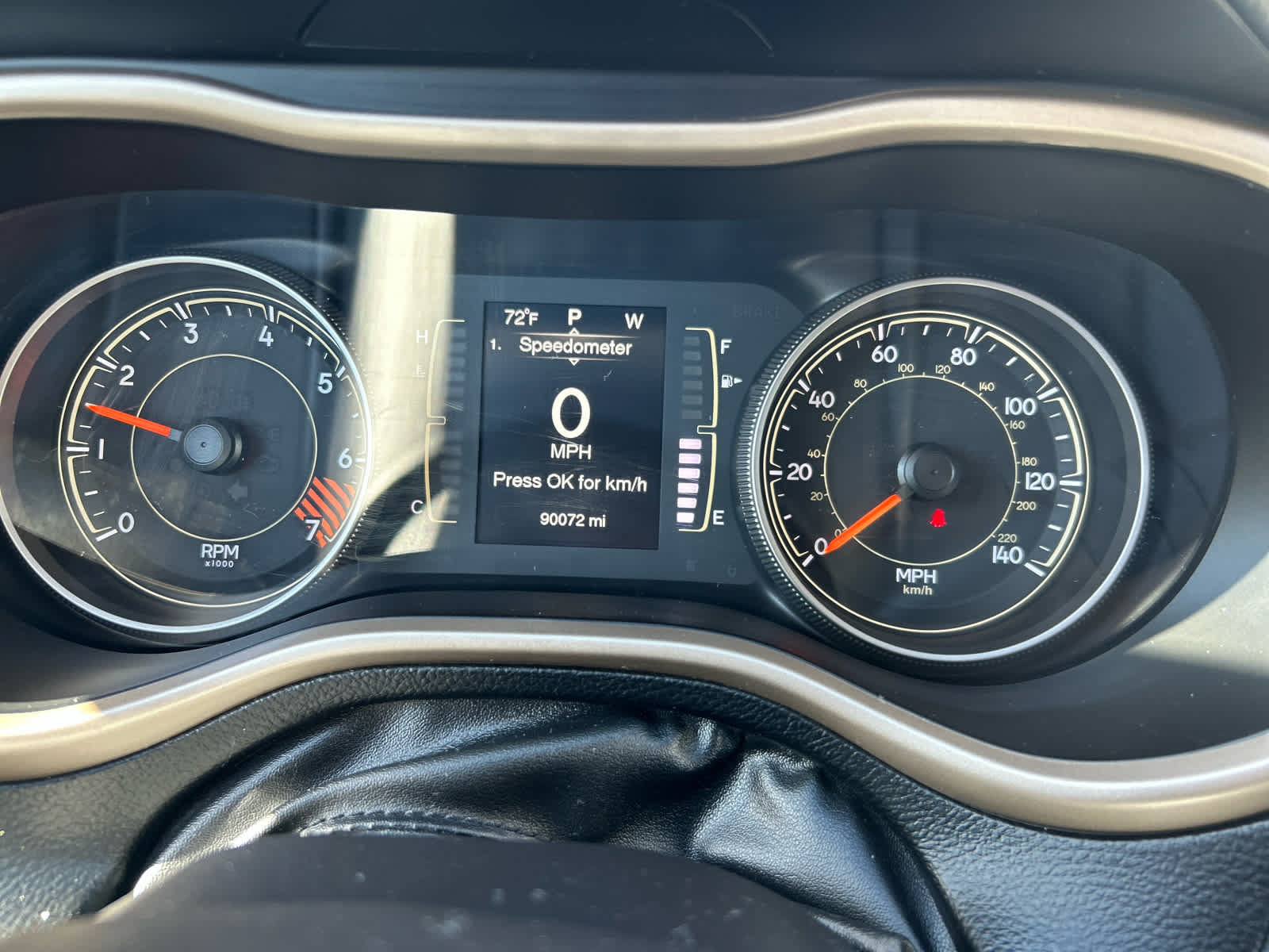 Used 2015 Jeep Cherokee Latitude w/ Cold Weather Group FWD image 13
