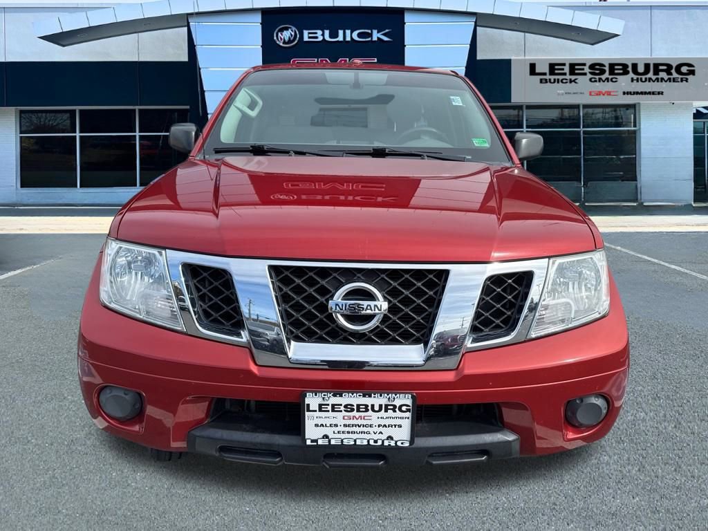 Used 2017 Nissan Frontier SV image 2