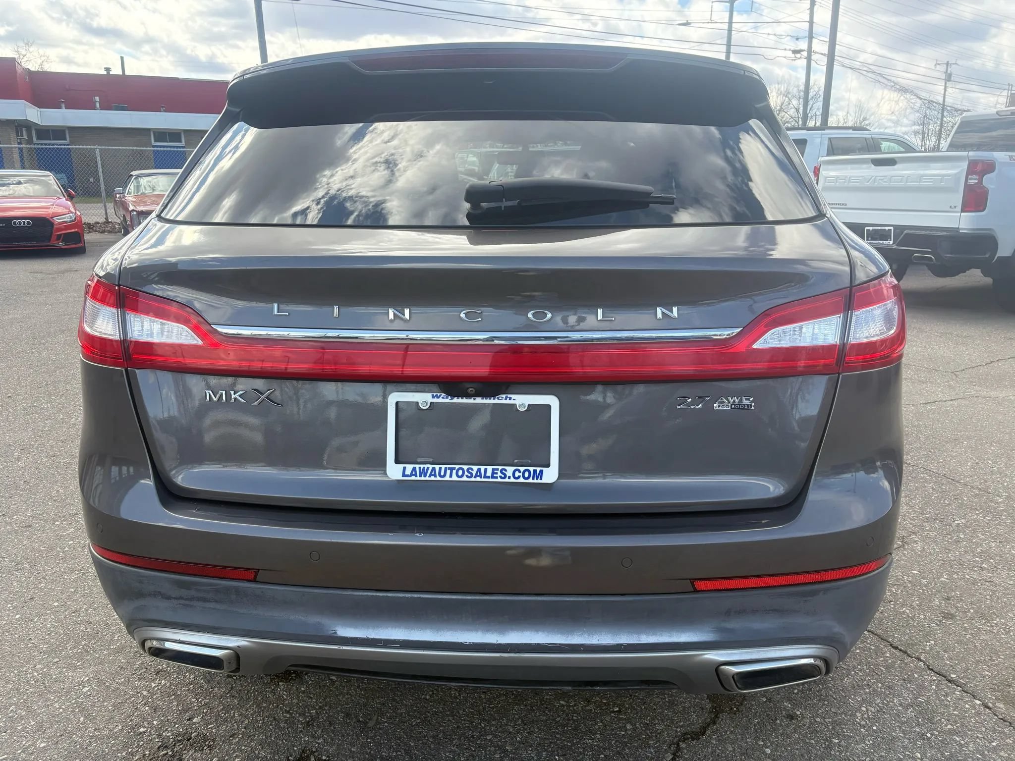 Used 2018 Lincoln MKX Reserve AWD/4WD image 6