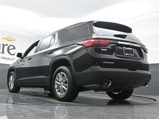 Used 2023 Chevrolet Traverse LT image 5