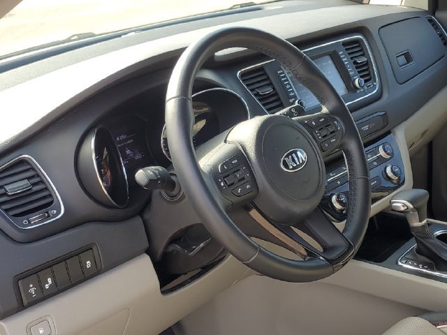Used 2020 Kia Sedona EX FWD image 9