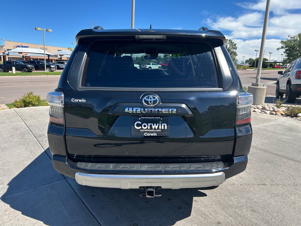 Used 2023 Toyota 4Runner TRD Off-Road AWD/4WD image 7