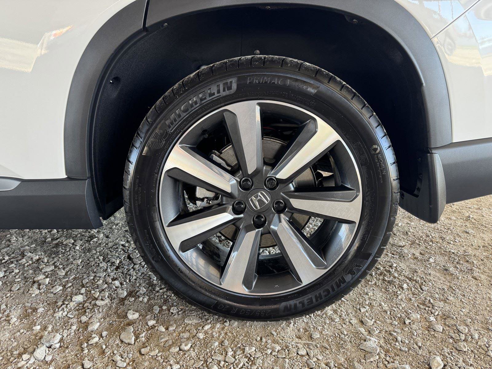 Used 2025 Honda Pilot Touring image 45