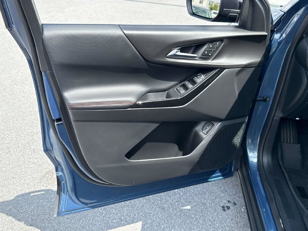 New 2027 Chevrolet Equinox RS w/ Safety and Technology Package AWD/4WD image 8