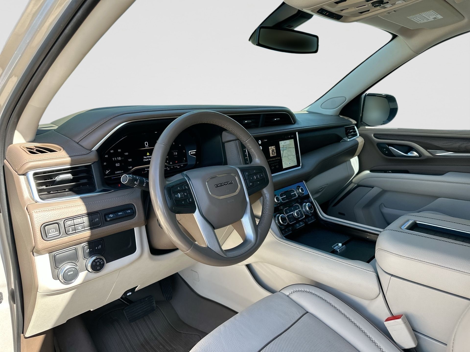 Used 2022 GMC Yukon Denali RWD image 10