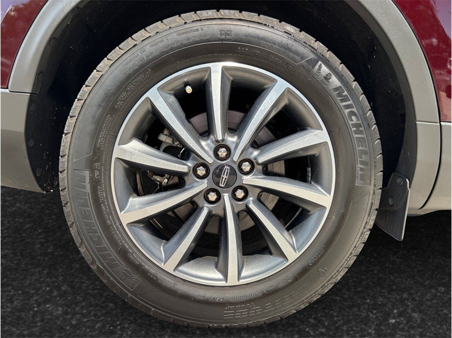 Used 2022 Lincoln Nautilus FWD image 14