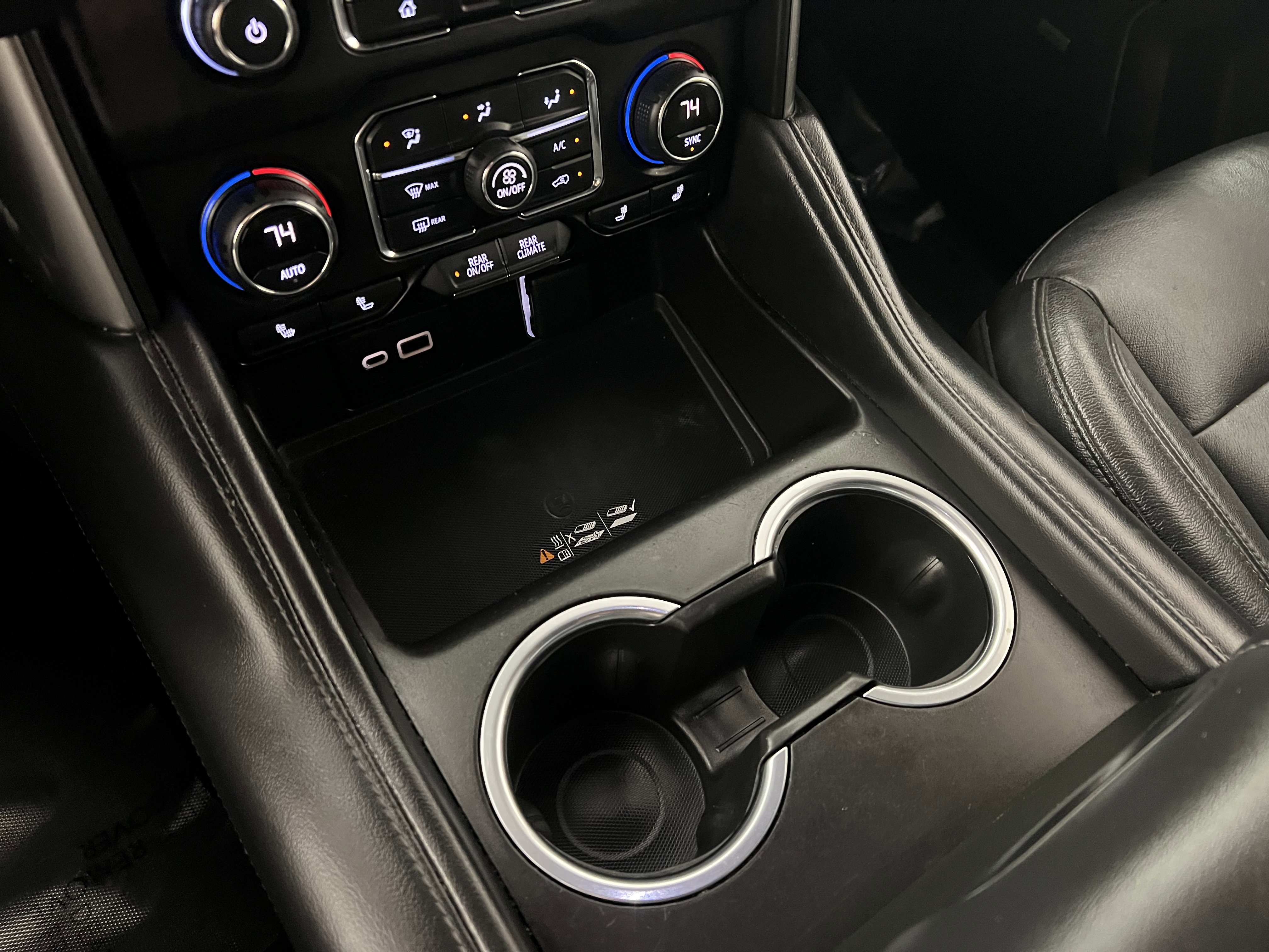 Used 2021 Chevrolet Tahoe Z71 w/ Z71 Signature Package image 31