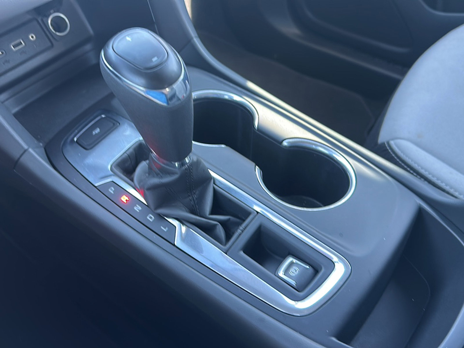 Used 2020 Chevrolet Equinox LT image 34