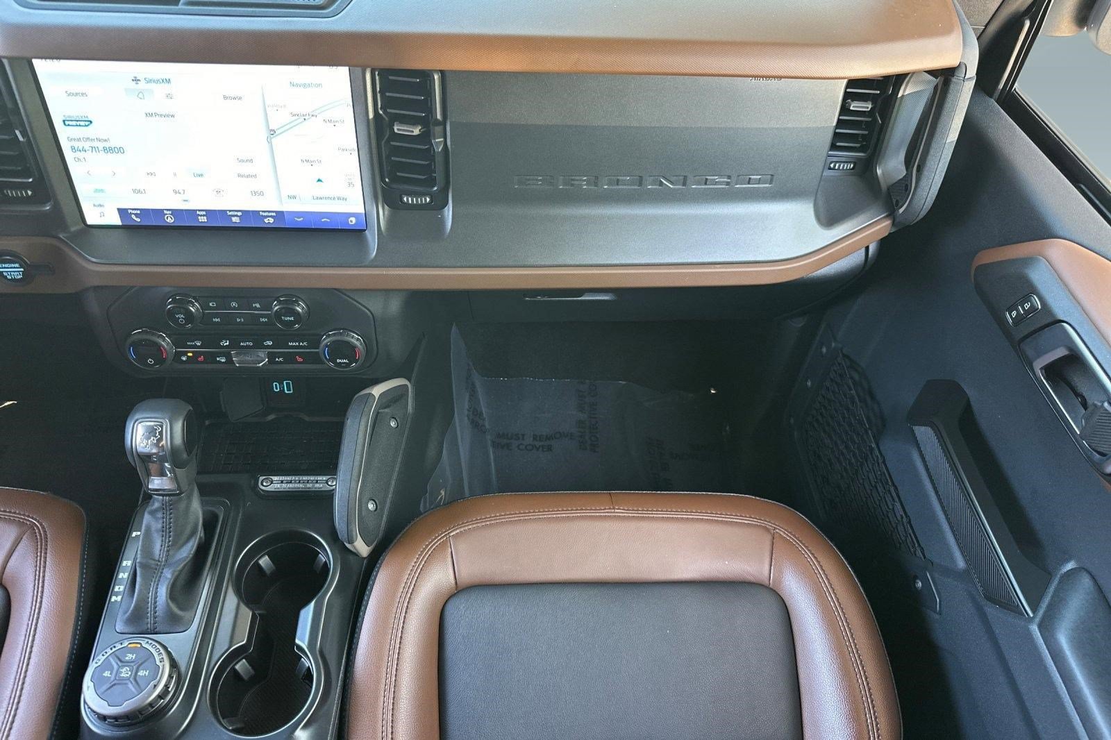 Used 2024 Ford Bronco Outer Banks AWD/4WD image 29