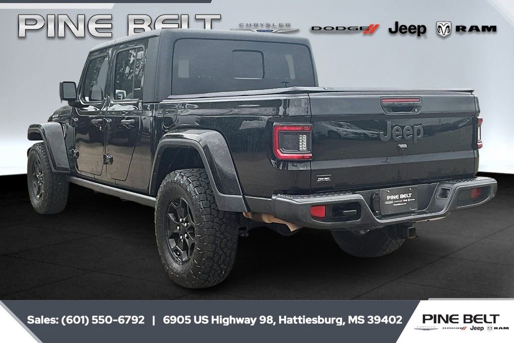 Used 2021 Jeep Gladiator Willys image 2