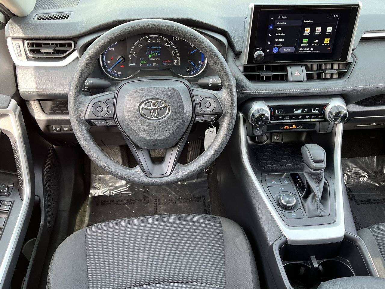 Used 2024 Toyota RAV4 LE AWD/4WD image 12