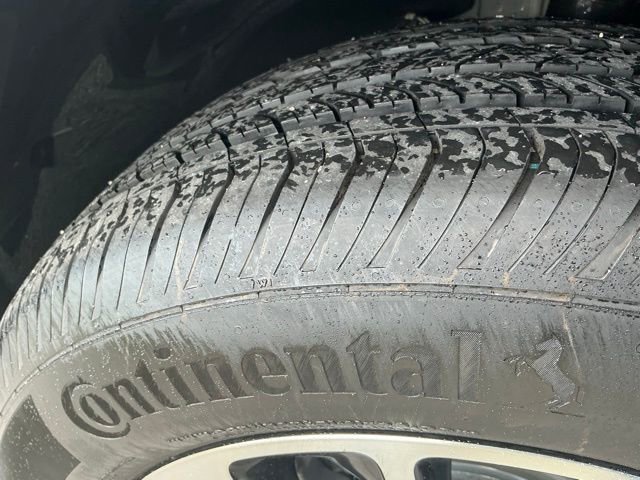 Used 2025 Chevrolet TrailBlazer LT w/ LT Cold Weather Package image 11