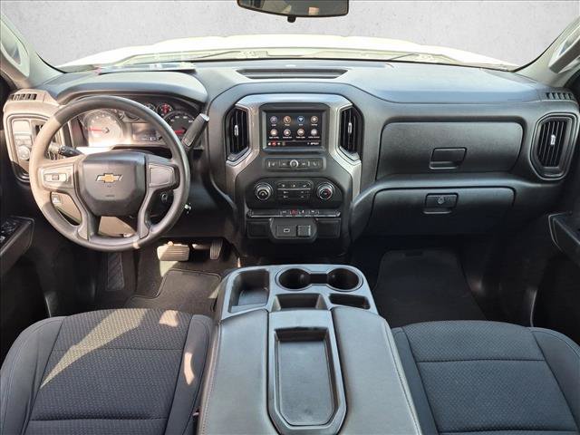 Used 2020 Chevrolet Silverado 1500 Custom w/ Custom Value Package RWD image 17